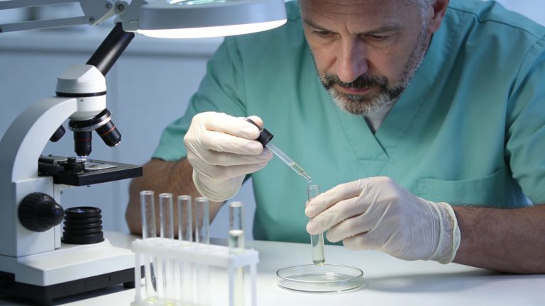 Early symptoms and prevention of bone cancer